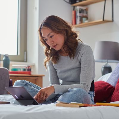 BSc Bus Admin Coursera_header_L5A8712