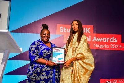 Ugonna receiving her award at the Study UK Alumni ceremony in Nigeria